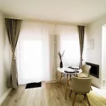 Qonroom - As Individual As - Kaiserstrasse *