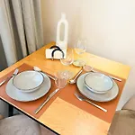 Qonroom - As Individual As - Kaiserstrasse *