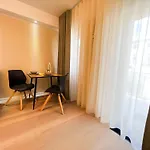 Qonroom - As Individual As - Kaiserstrasse דירה מינדן