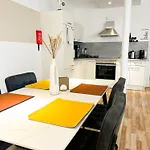 Qonroom - As Individual As - Kaiserstrasse דירה *