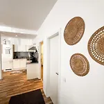 Qonroom - As Individual As - Kaiserstrasse דירה *