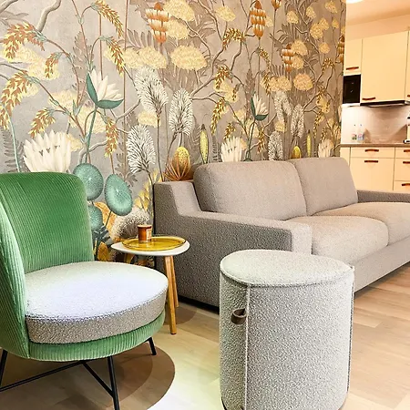 Qonroom - As Individual As - Kaiserstrasse Apartment *