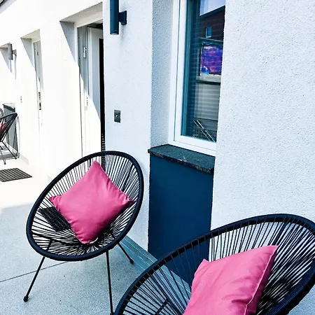 Qonroom - As Individual As - Kaiserstrasse Minden (North Rhine-Westphalia)