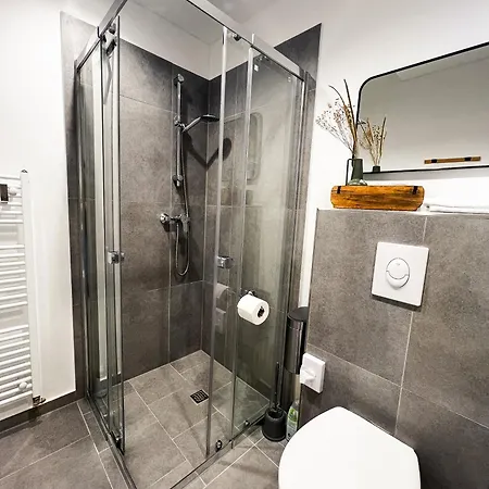 Qonroom - As Individual As - Kaiserstrasse Minden (North Rhine-Westphalia)