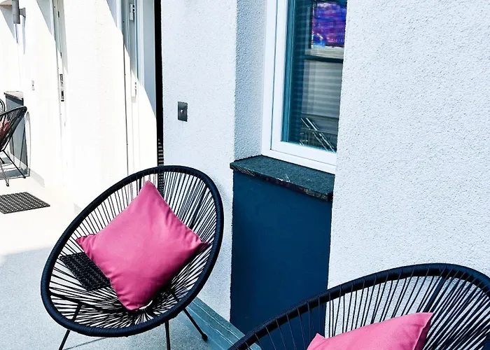 Qonroom - As Individual As - Kaiserstrasse Minden (North Rhine-Westphalia)